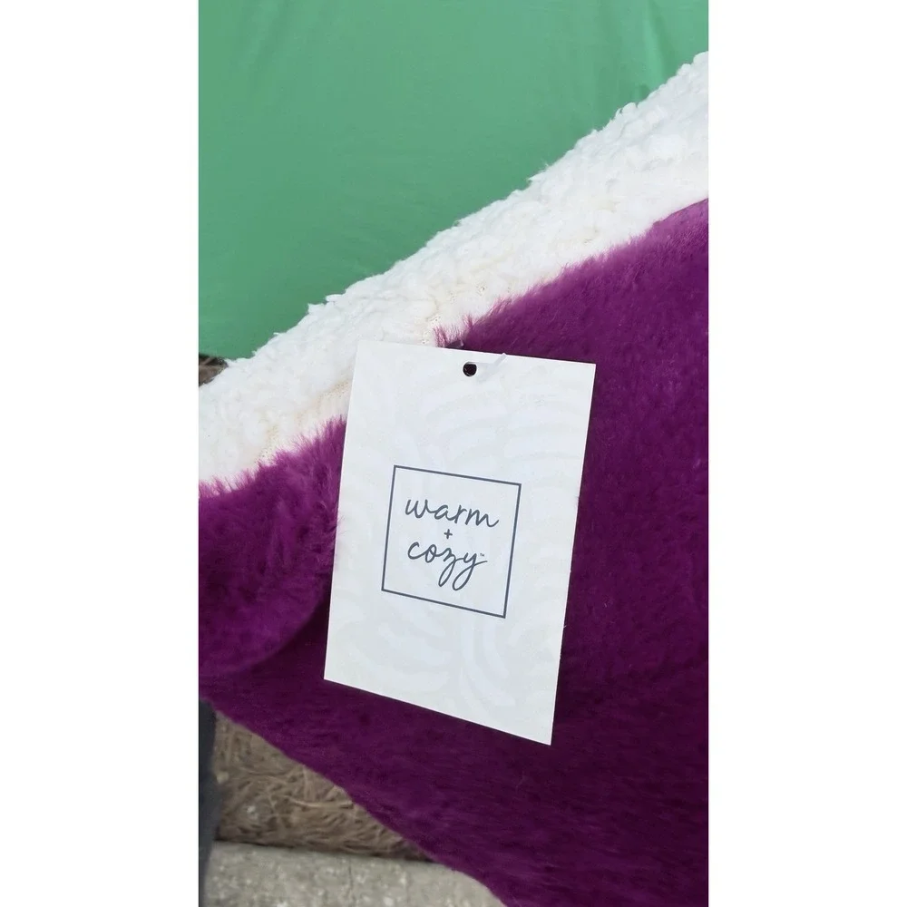 Set of 2 Faux Fur Euro Pillows 26x26‎ Plush Purple White Soft Decor